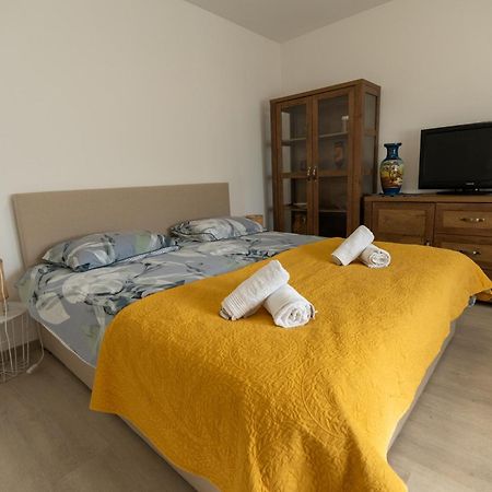 Two-Bedroom Apartment Rea In روفينج المظهر الخارجي الصورة