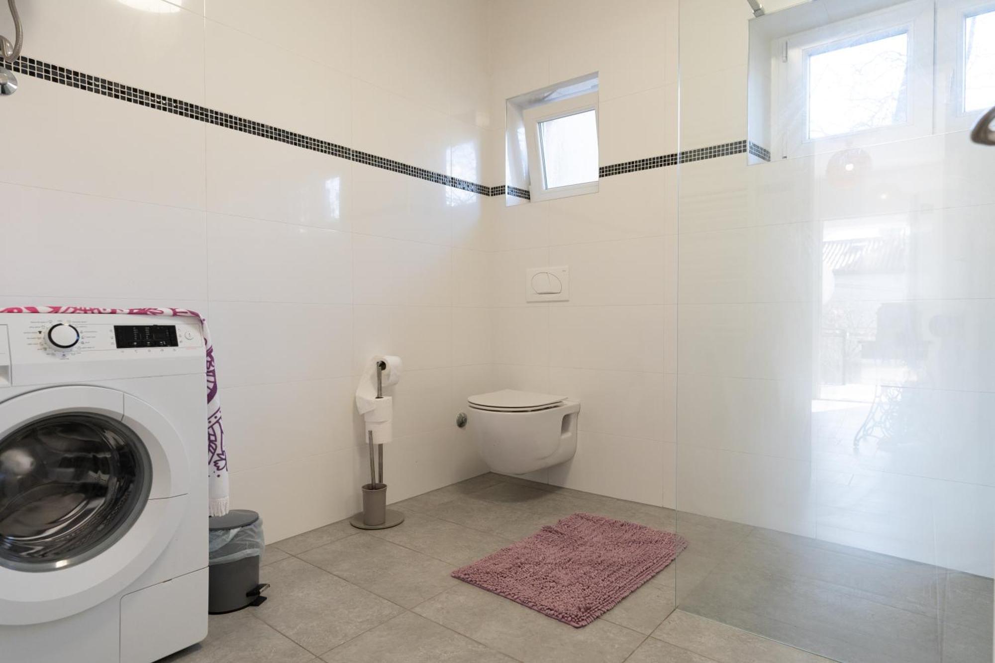 Two-Bedroom Apartment Rea In روفينج المظهر الخارجي الصورة